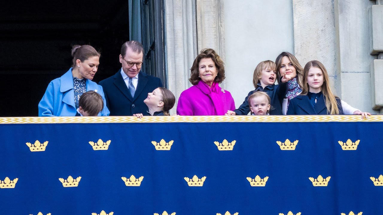 Princess Estelle, Prince Gabriel and all other small Princes celebrating kings birthday