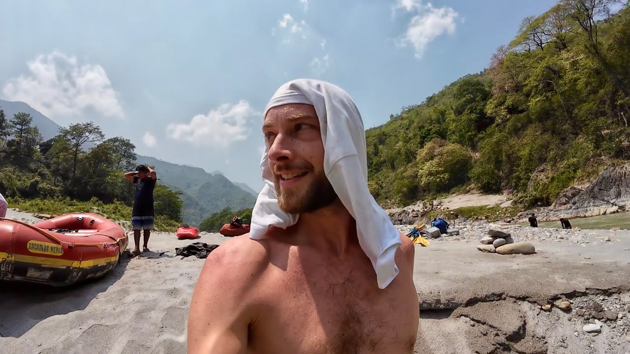 Wild Camping in Nepal: Kayaking down the Trishuli River🇳🇵