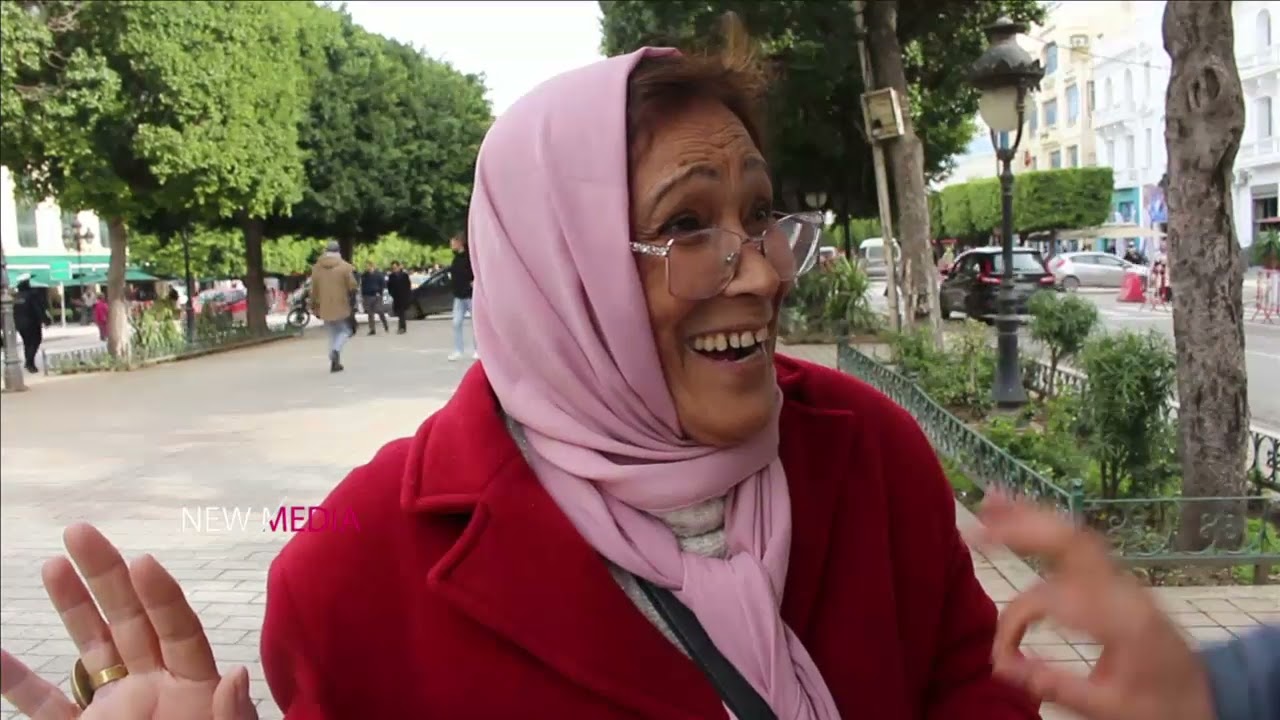 الوزراء ياكلوا " الكروفات والعلوش"  والشعب معاد خالط على شي .. " ياحسرا تونس كانت جنة " 🇹🇳​😔​