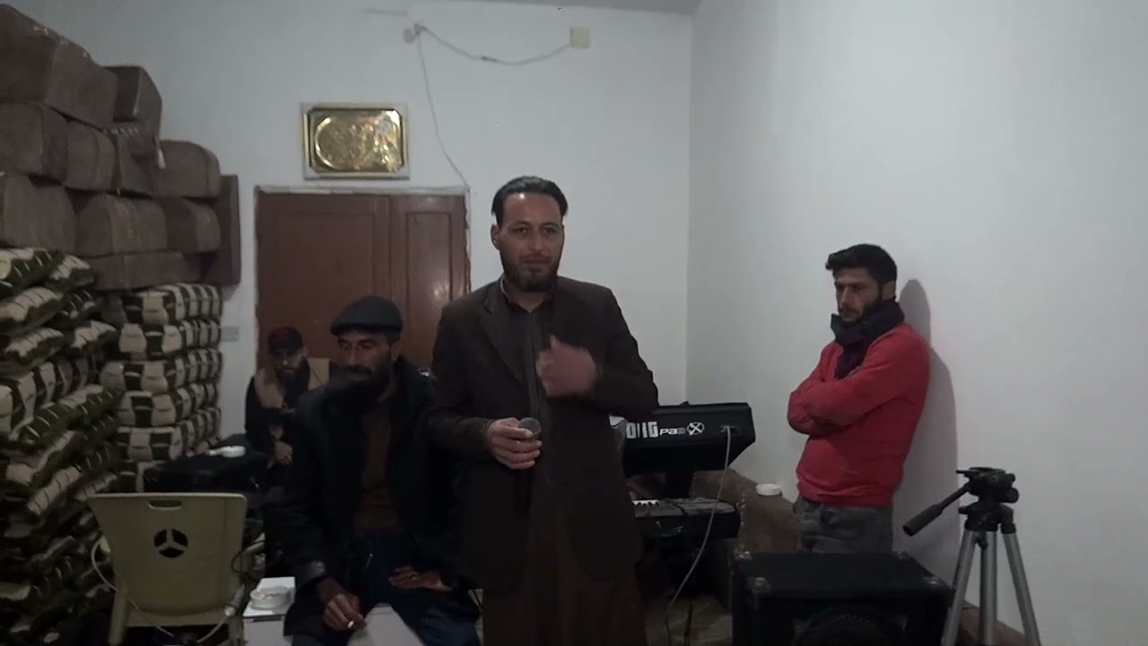الفنان علي الموسى من أفراح شباب بني عصيد مع تحيات أخوكم أبو وائل جوال 0998456948