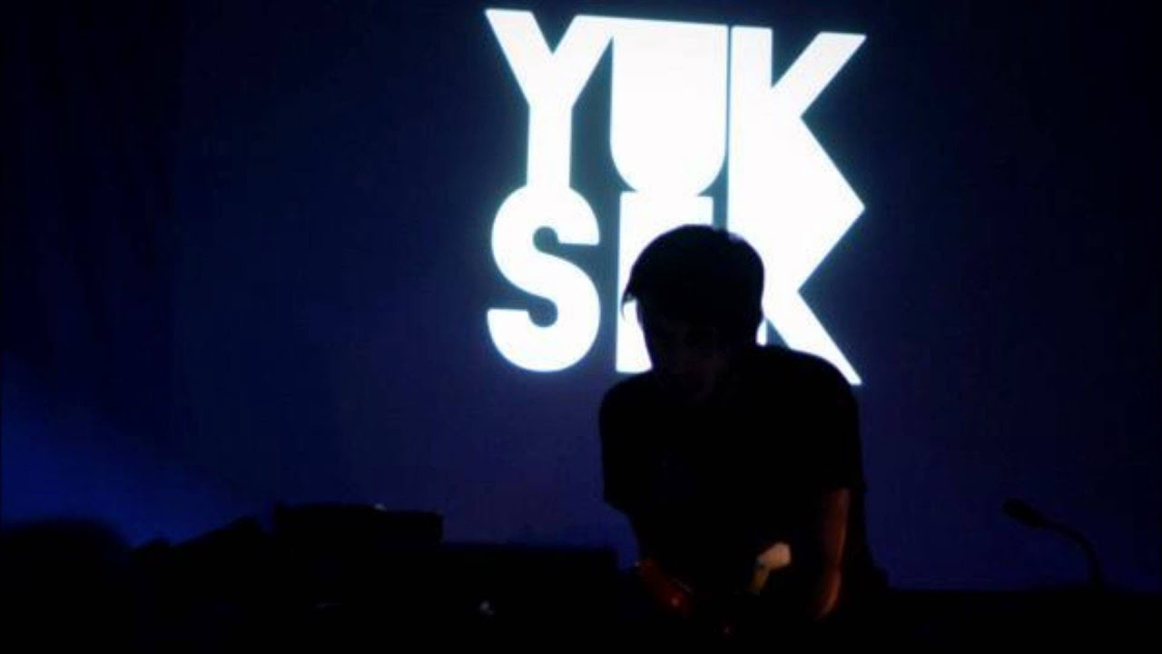 Yuksek - Extraball (The Noisy Freaks Remix)