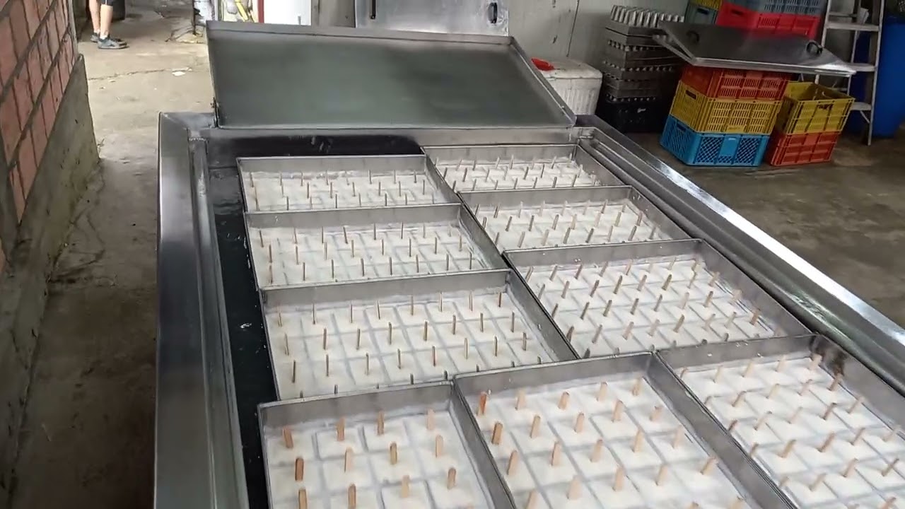 MAQUINAS PARA HELADOS Y PALETAS. TEL. 3122951846