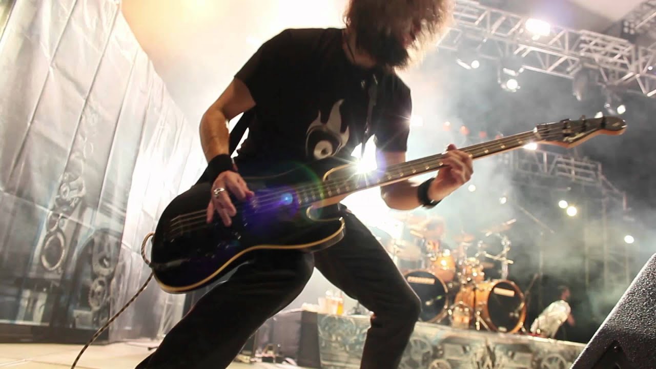 WarCry. 