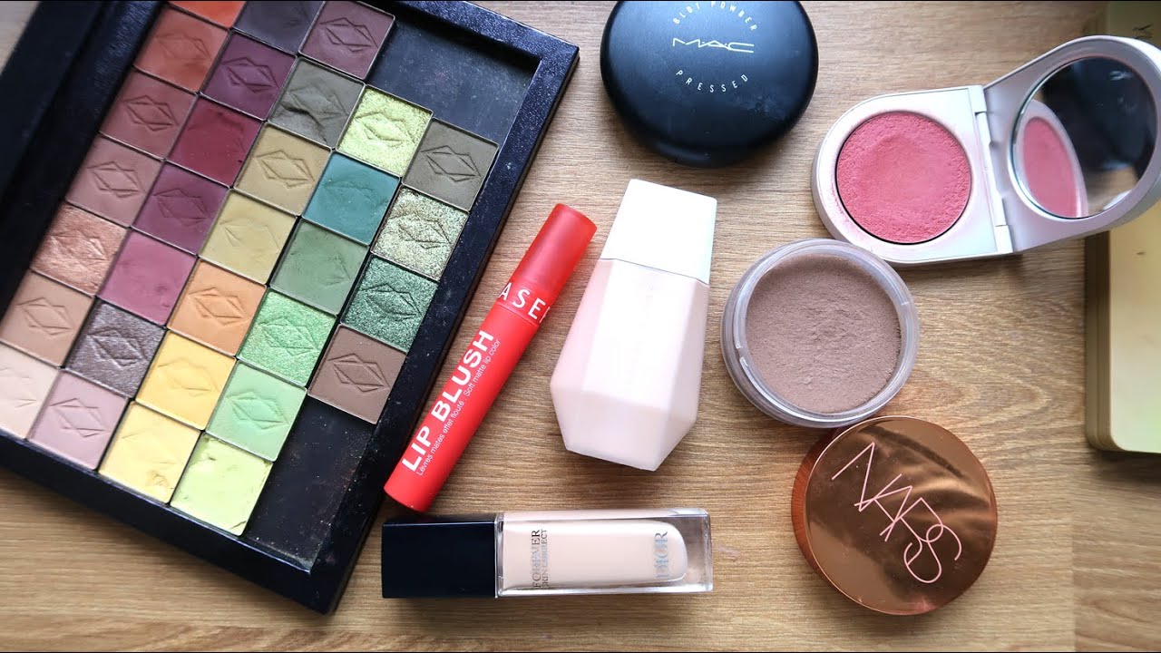 Chit chat GRWM - holiday purchases