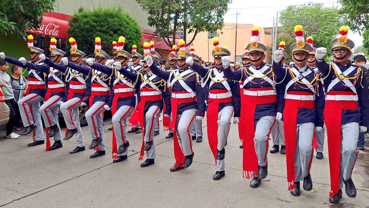 ESTRENO DE UNIFORME 》BANDA del INST. ENRIQUE GOMEZ CARRILLO/ MAGNO DESFILE 24 de Agosto 2024