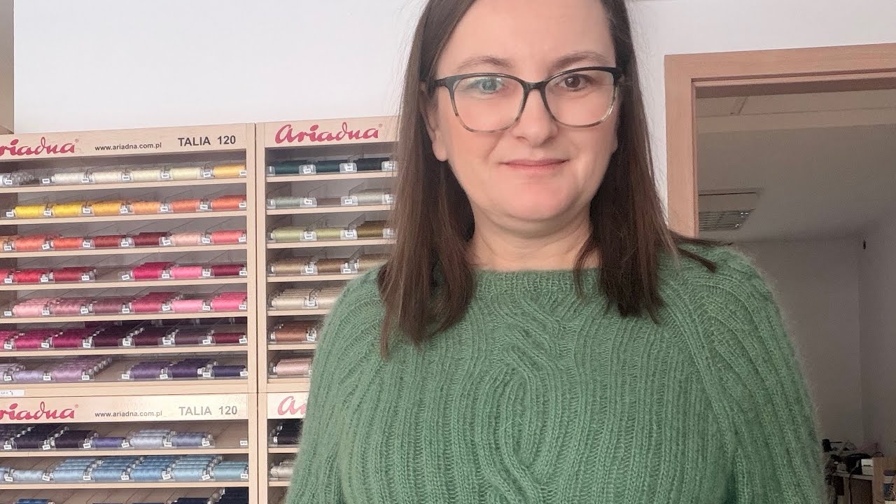 Pogadajmy o oczkach vol.18 Czy można mieć za dużo ulubionych swetrów? 💚