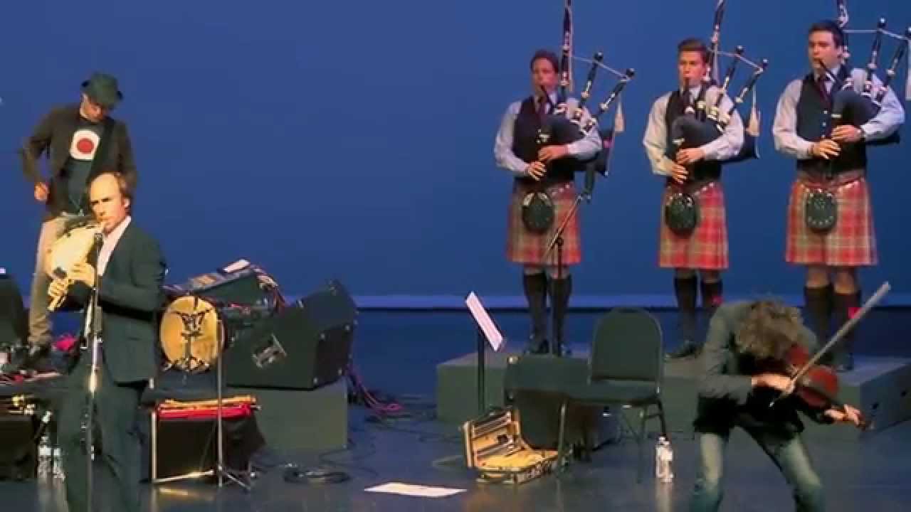 Carlos Nunez with Dowco Triumph Street Pipe Band