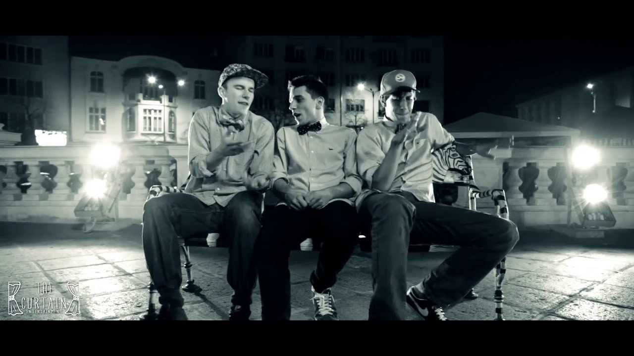 Стругаре / Луната / Духовни / Брут - Пияното Пиано