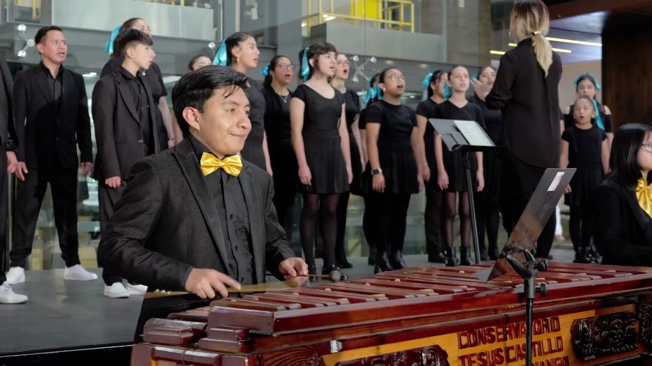 Himno Nacional de Guatemala interpretado por la Metroescuela de Artes Gloria Susana Castañeda