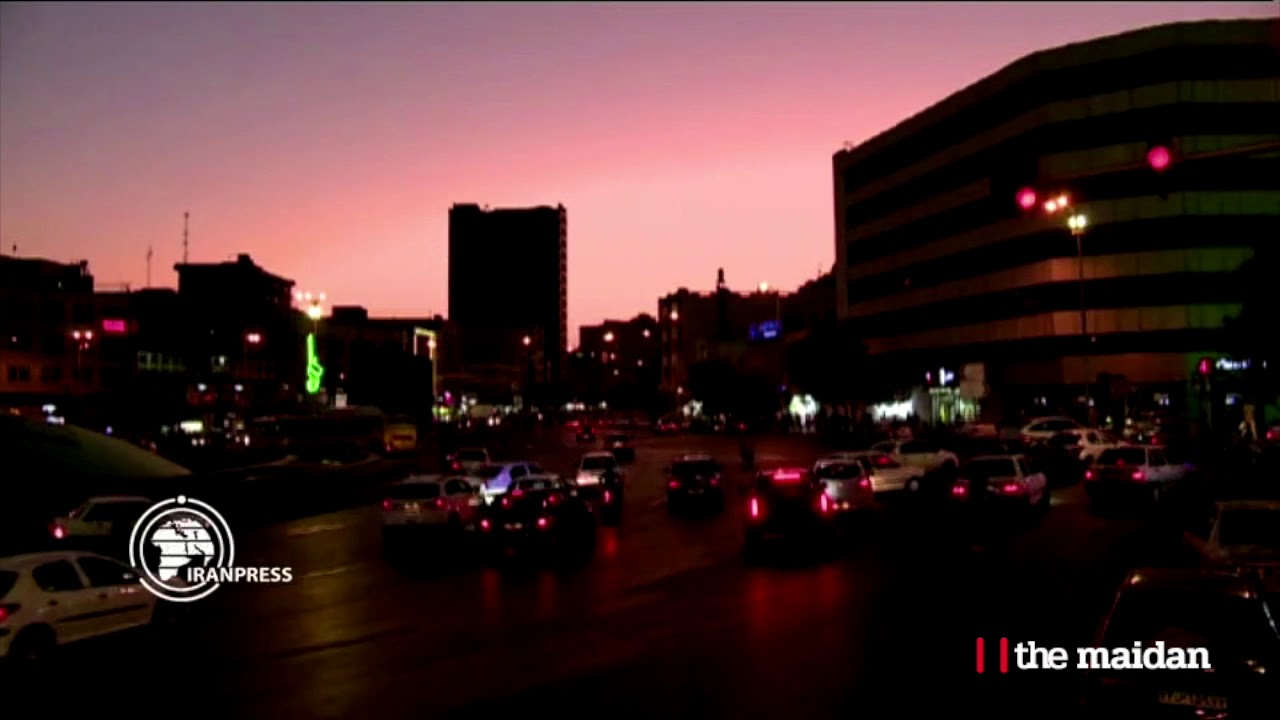 Tehran's weekend: Enghelab Square