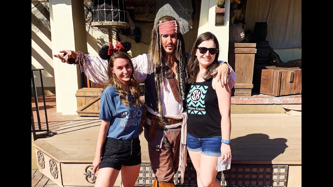 MEETING JACK SPARROW AT DISNEY WORLD! Adventureland Vlog:) dcp 2019