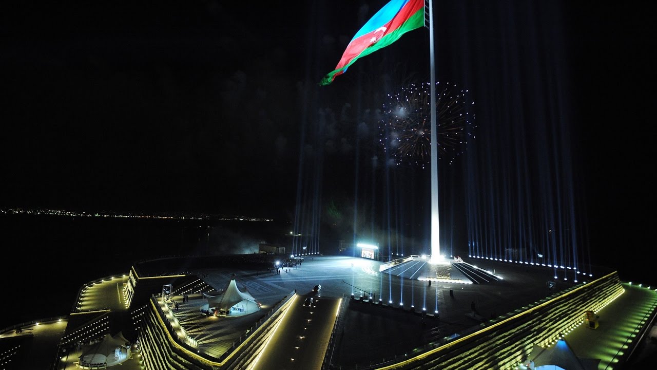 Баку Самый большой флаг в мире Площадь флага Dövlət Bayrağ Meydanı