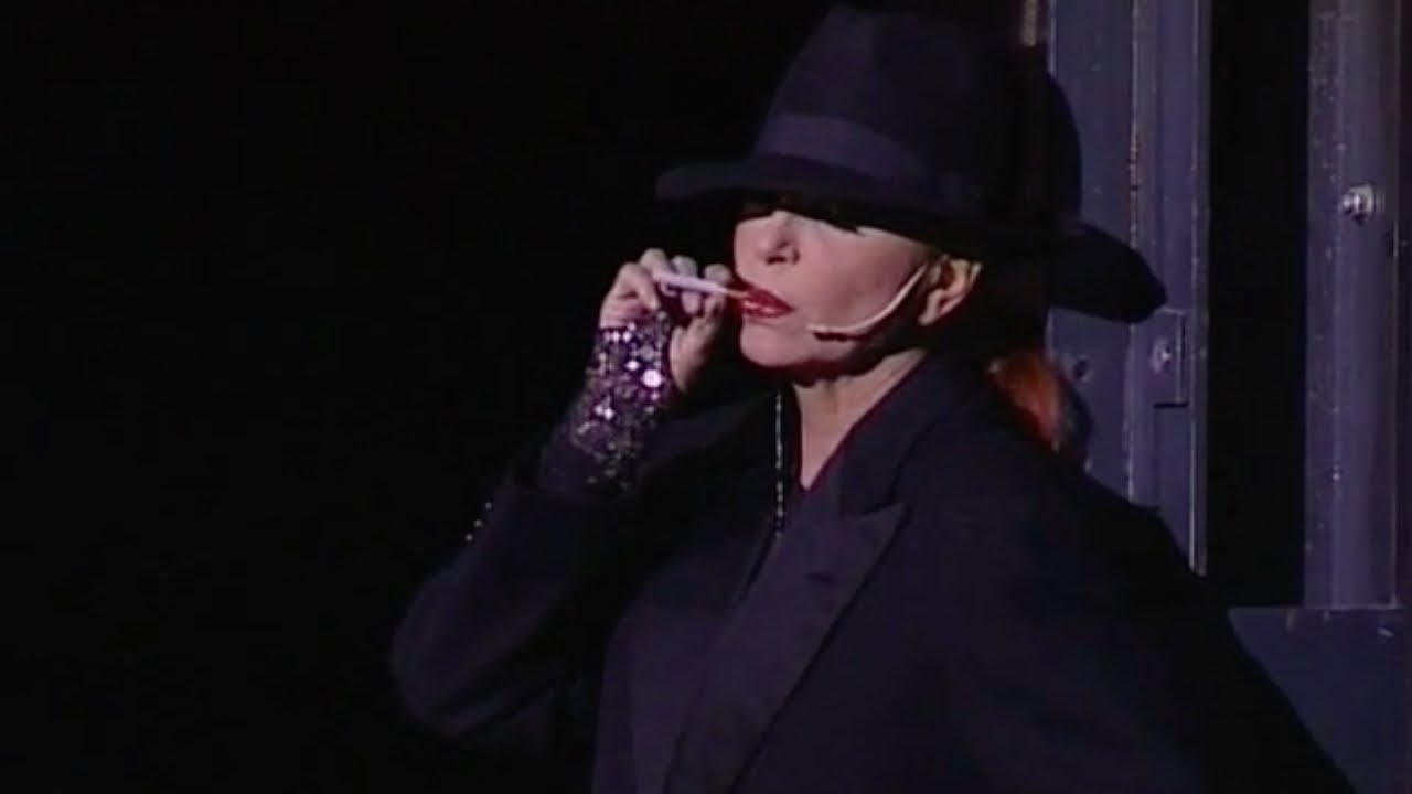 Milva - Tango Ballade (Ballata del magnaccia) - Milva canta Brecht (Piccolo Teatro Strehler)