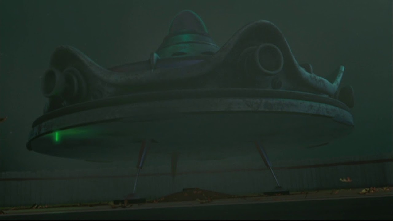 Chicken Little Scenes: Spaceship