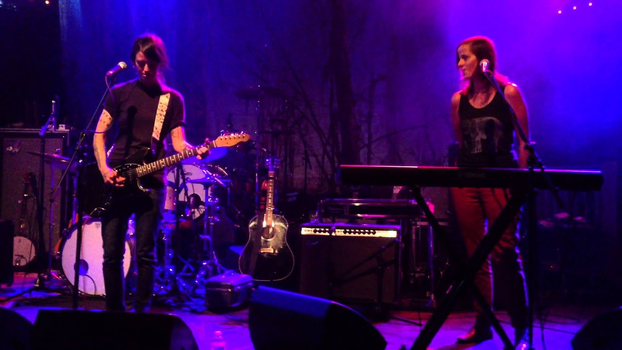 Jenn Ghetto, Sera Cahoone, Ben Bridwell cover The Chain by Fleetwood Mac Aug-7-2013 Crystal Ballroom