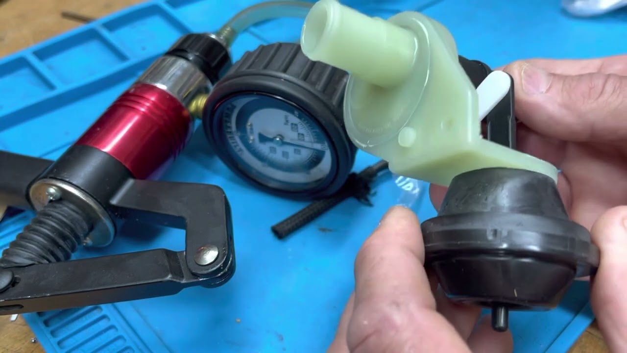 Porsche 928 heater control valve demonstration