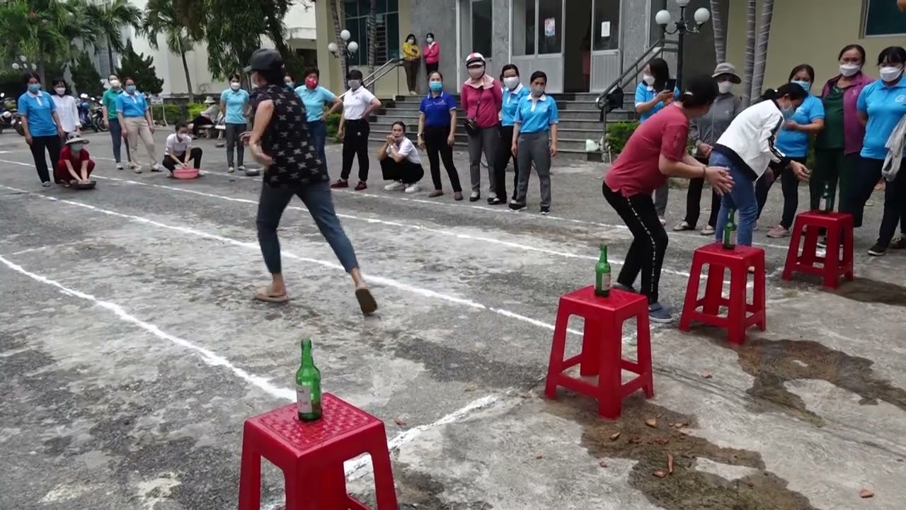 Hội phụ nữ thành phố tổ chức hội thi trò chơi dân gian