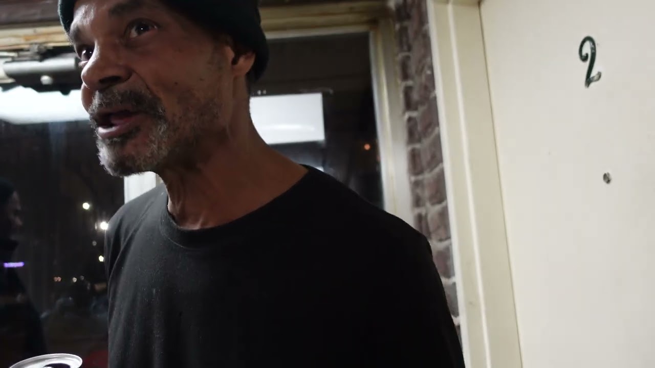 This man love getting high