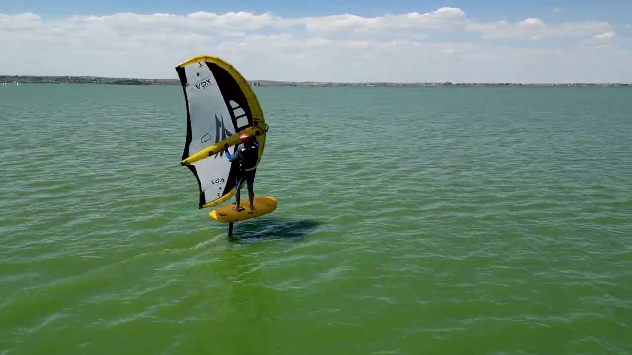 Wingfoiling Academy - Piccadilly Mamaia