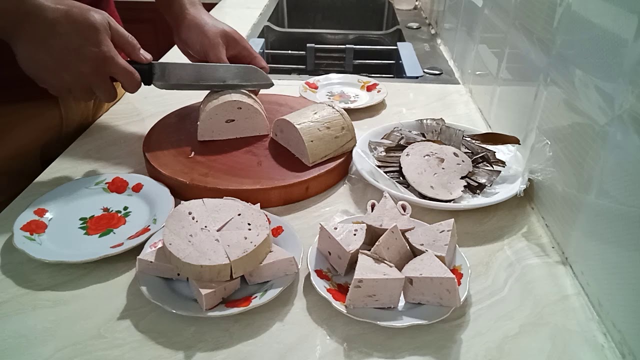 Cách thái những đĩa giò đẹp, ngon cho mâm cỗ.
