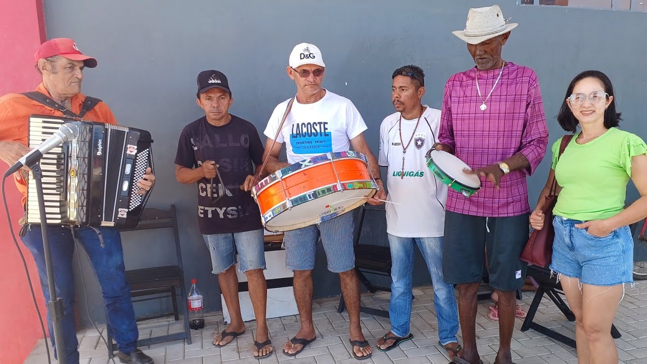 FEIRA LIVRE EM BONITO DE SANTA FÉ COM OS SONFONEIROS VAMOS OUVIR PB