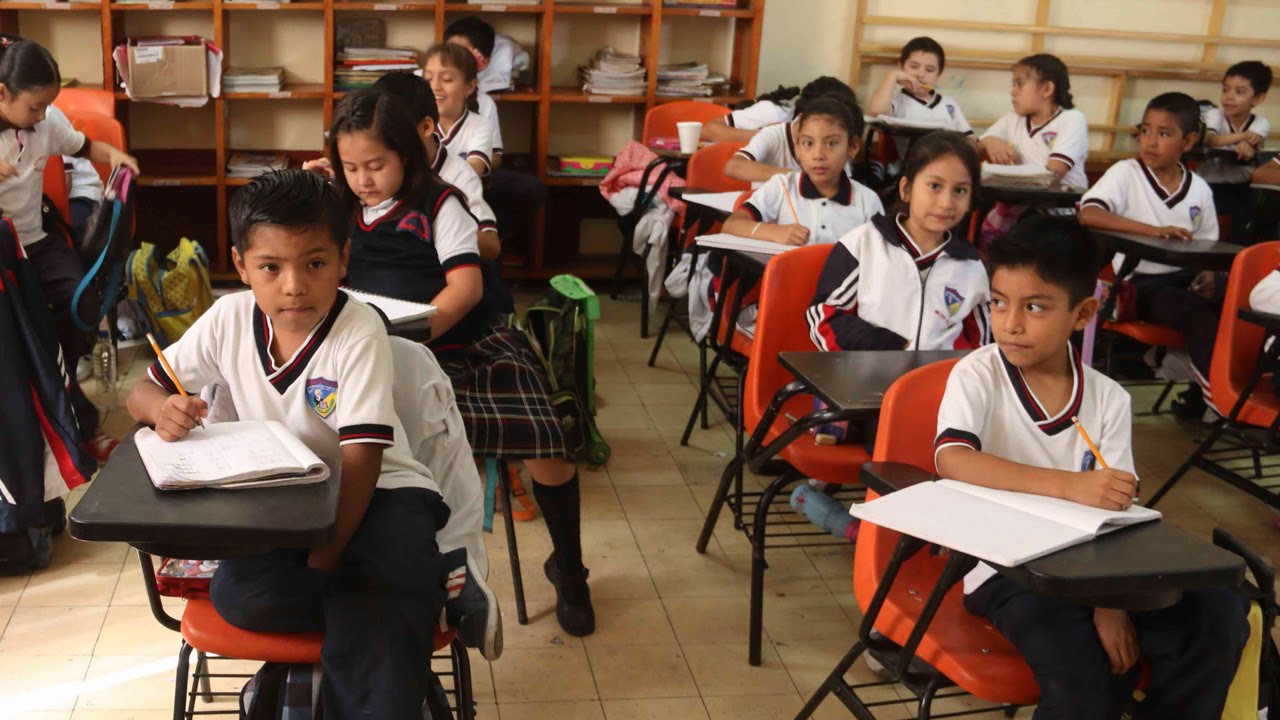 CNTE se enfrenta a SEP e inicia clases en Oaxaca