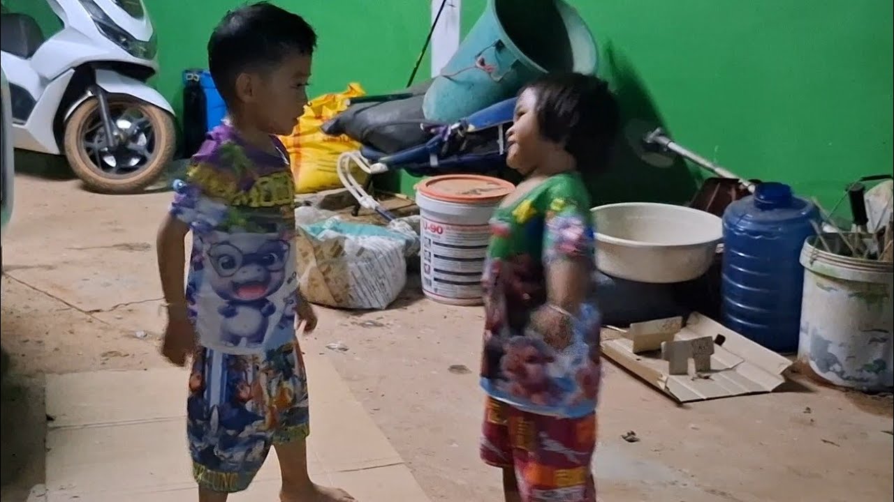 แอบถ่ายสองแสบคุยกัน❤️24 กุมภาพันธ์ ค.ศ. 2026