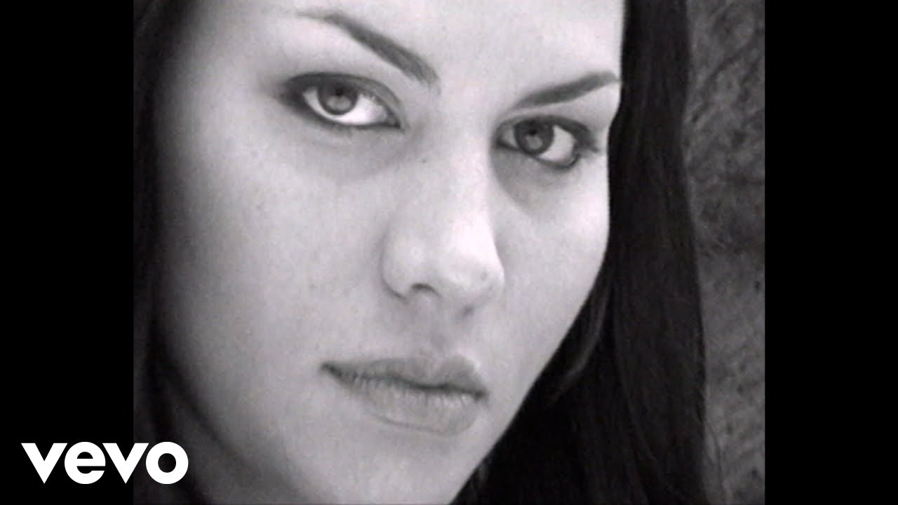 Betty Love - Repülj tovább