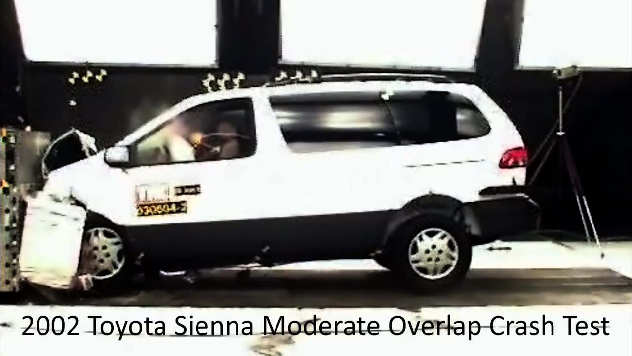 1998-2003 Toyota Sienna NHTSA Moderate Overlap Crash Test (56 Km/h)