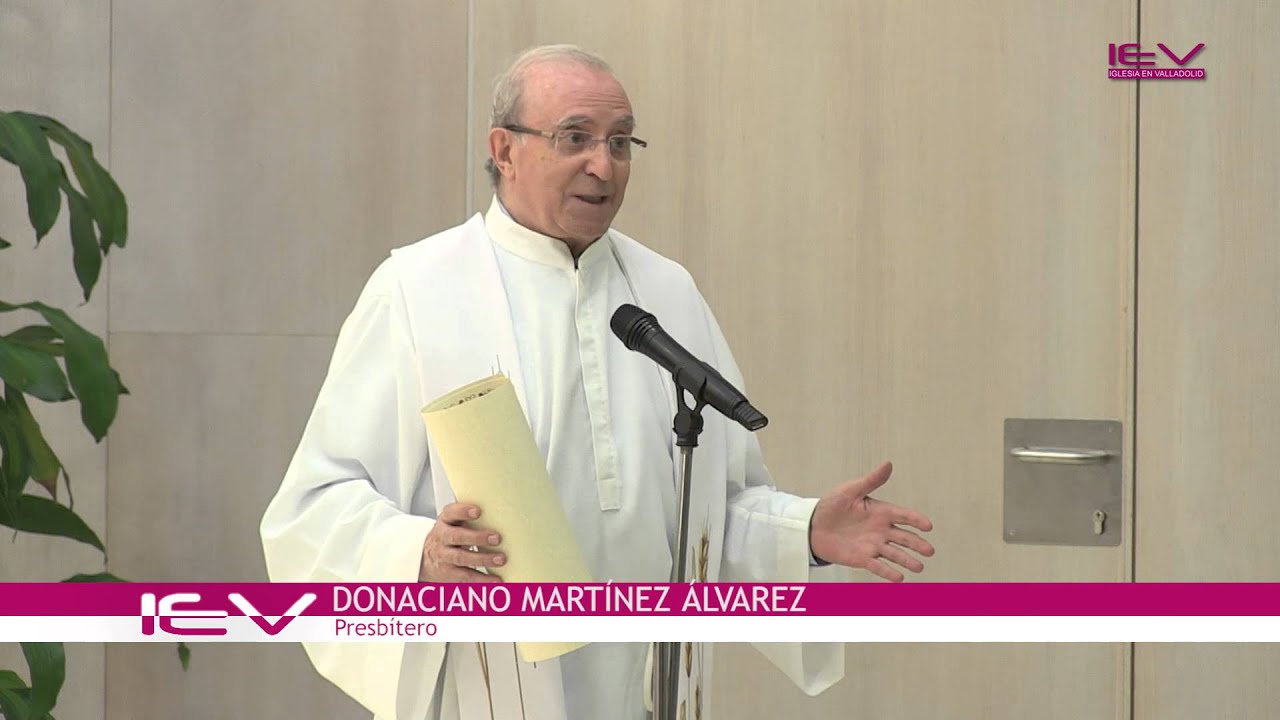 Entrega de la Carta de Hermandad de la Hermanas Hospitalarias a D. Donaciano