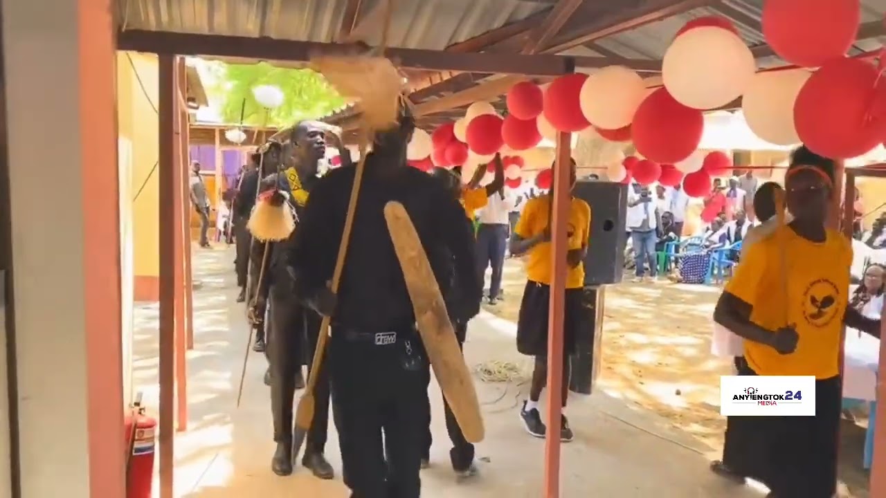 Paweny Da Atar Cultural Dance at event's for official opening of Malakal theatre. 