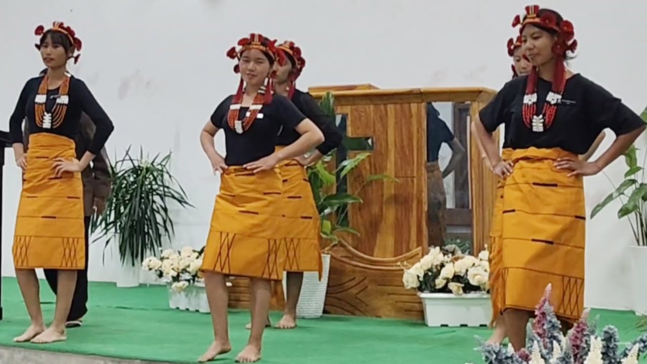  Mala Hawaiian hula dance/K S U//