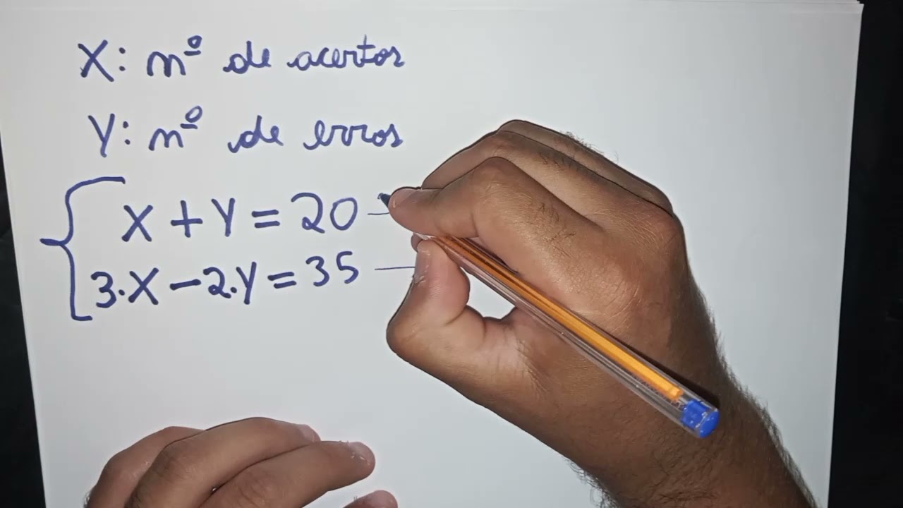 Em um concurso os participantes devem responder a um total de 20 questões. Para cada resposta ...