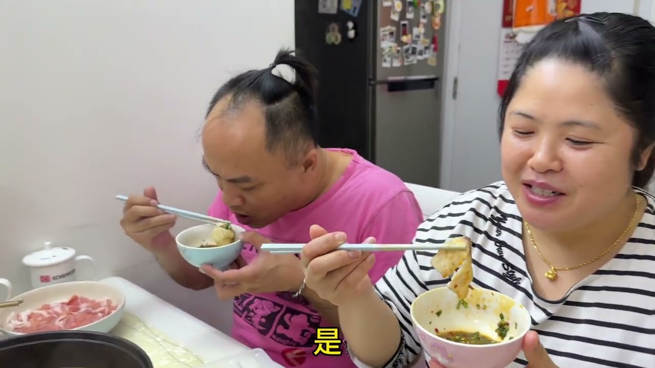 香港开始降温，火锅安排起来，花500元买一桌食材，边聊边吃温馨