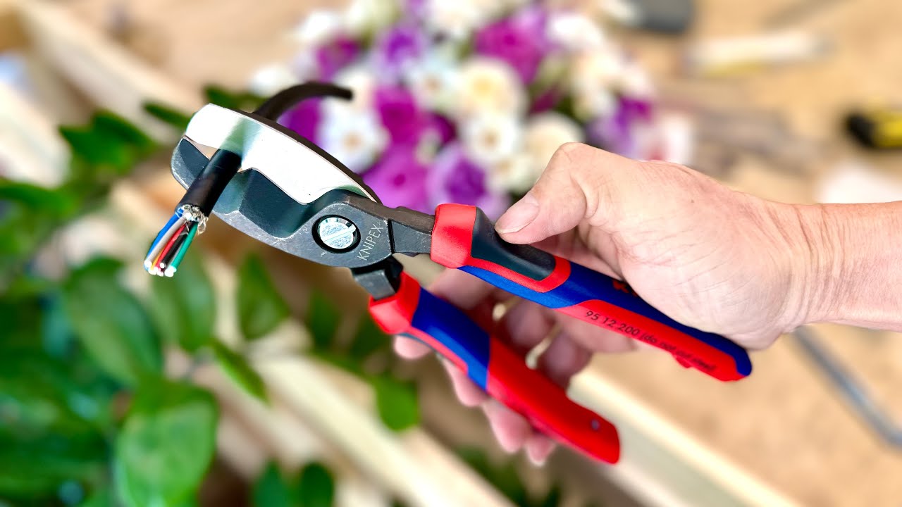 Kéo cắt cáp điện Knipex 95 12 200. Cắt cáp lớn nhẹ tay, khác biệt ngay lần đầu dùng