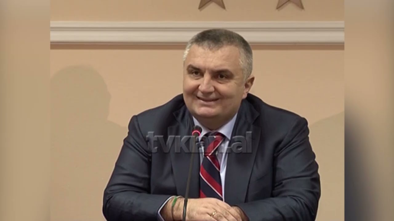 Ilir Meta dhe avokat&euml;t e tij deklarojn&euml; se video Meta-Prifti &euml;sht&euml; e montuar-(8 Shkurt 2011)