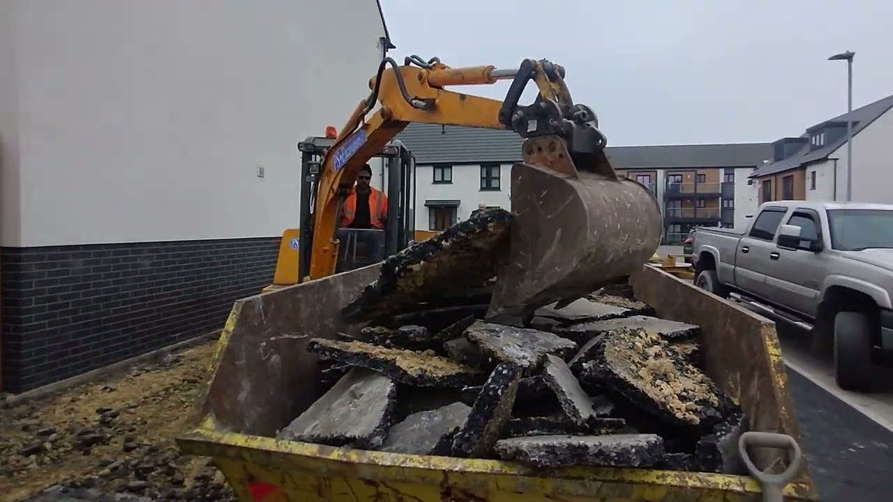 Lifted! - JCB 803Plus Excavator