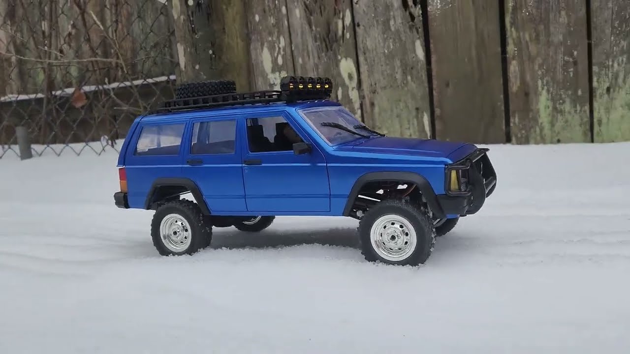 Rc off road crawlers playing on snow ❄️ 