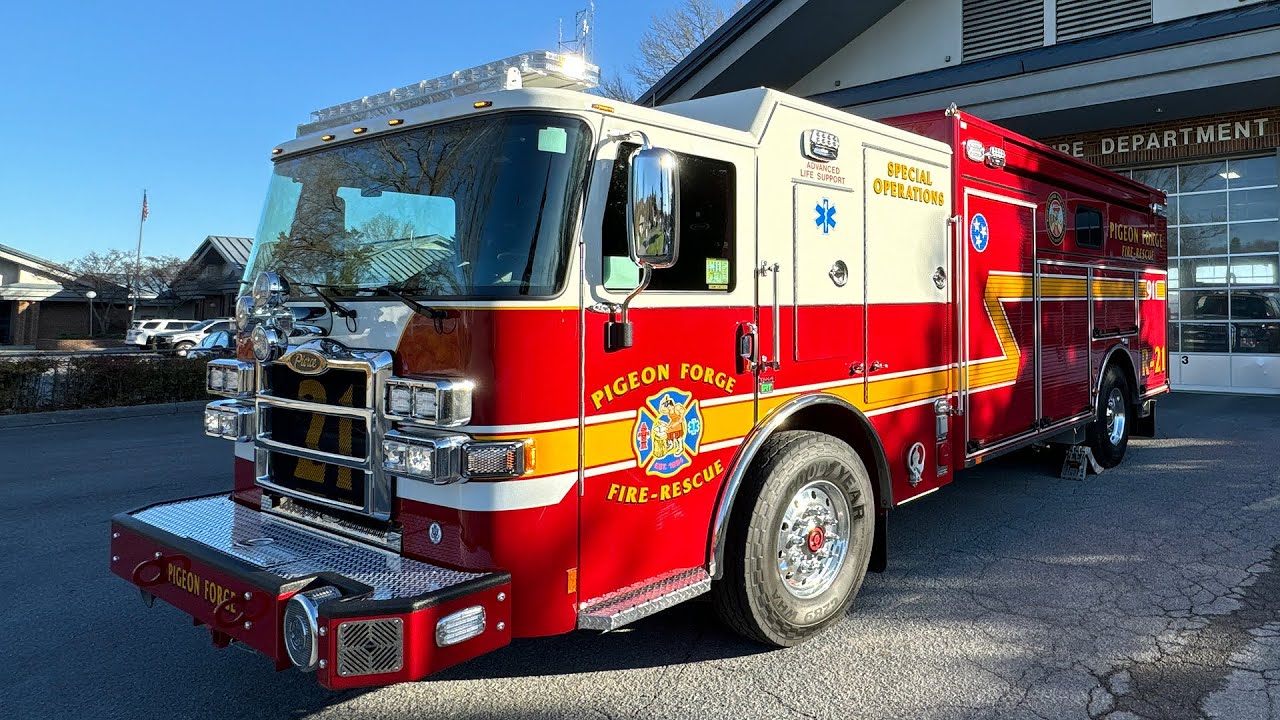 Truck Walk-Around: Pigeon Forge Enforcer Walk-in Rescue - 37774