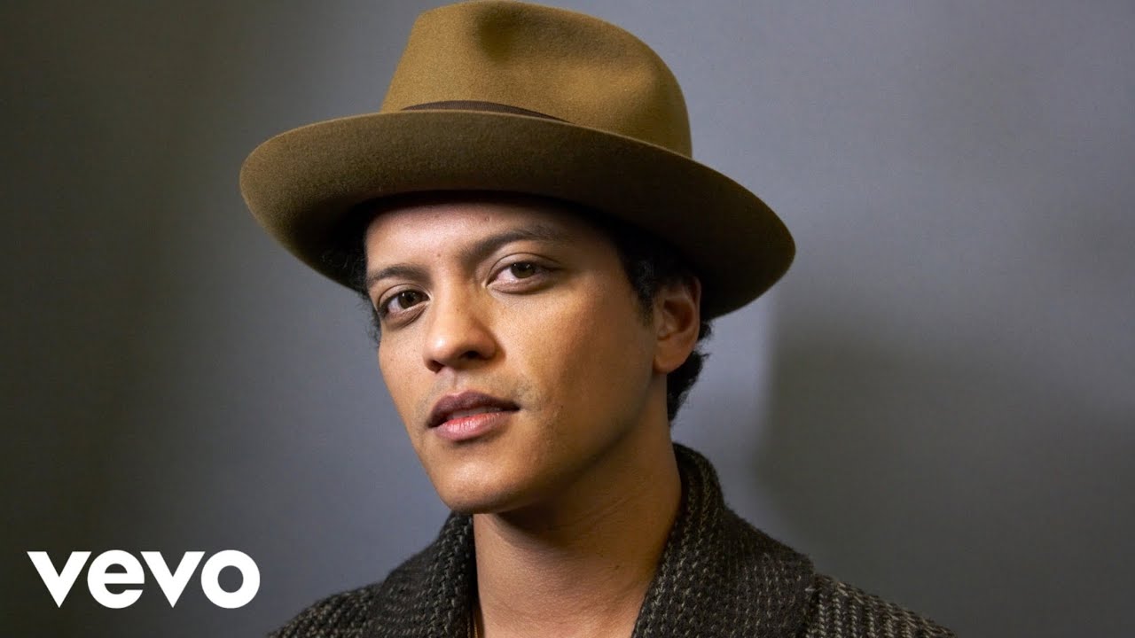 Golden – Bruno Mars – Lyrics video