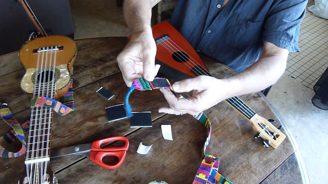 sangle pour ukule mandoline guitare sans percer