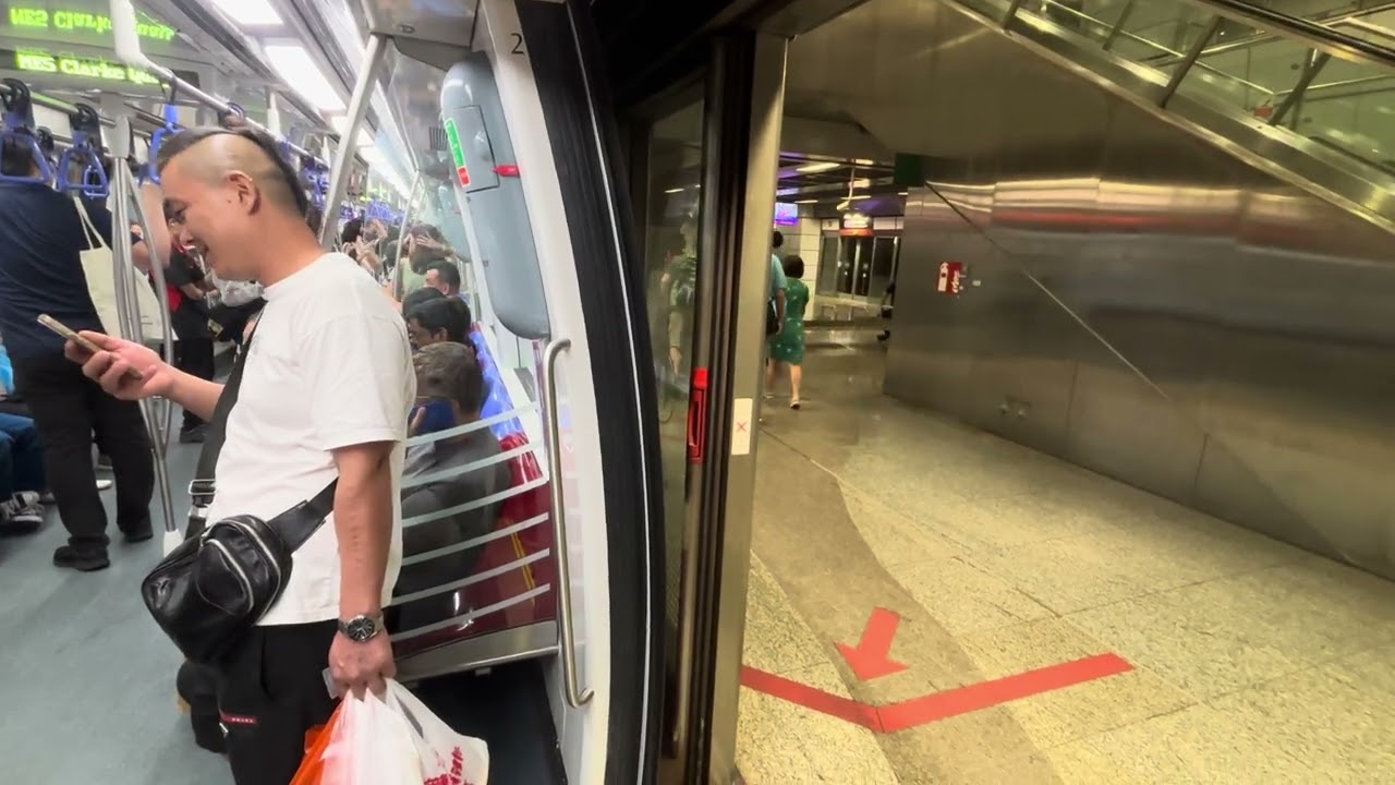 (Full Ride of the NEL) Singapore MRT train ride from HarbourFront to Punggol Coast