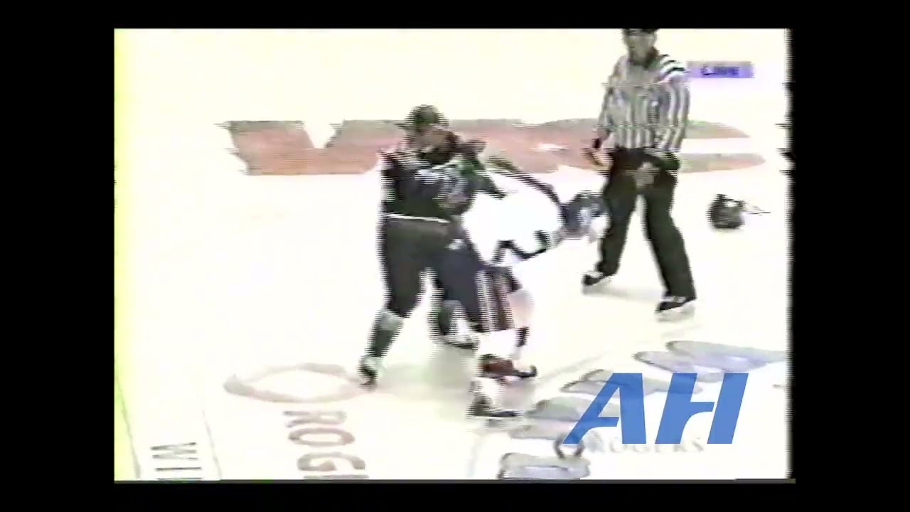 OHL Sep. 22, 2000 Justin Olden,LDN v Frank Sinacori,WIN London Knights Windsor Spitfires