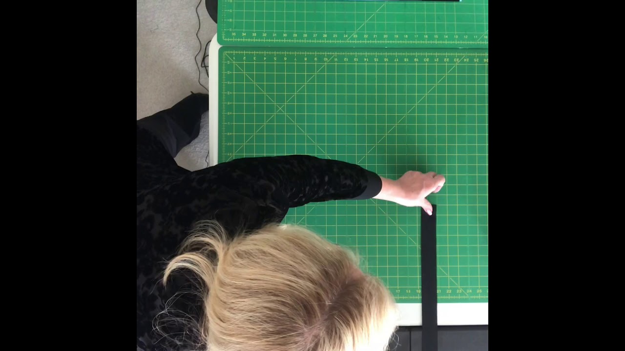 Convex Illusions & Poppin’ In by KwiltArt - Part 2 Center Area Cutting Strips & Layout