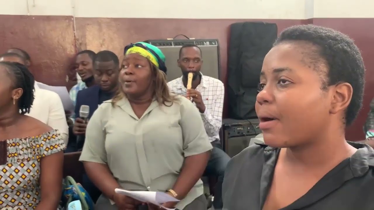 Pain rompu pour un monde nouveau (D283). Chorale ANGELUS 13e rue Limete #kinshasa
