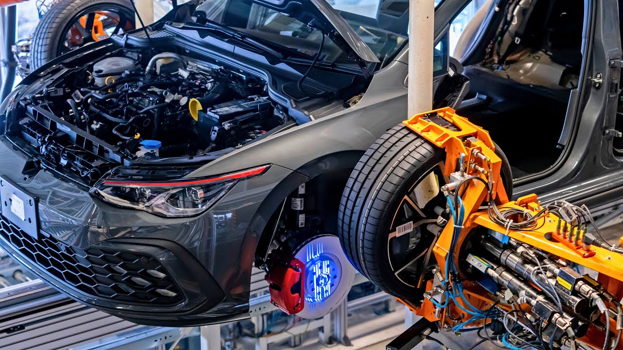 Volkswagen Golf PRODUCTION In The WORLD&rsquo;s Largest Single Car Manufacturing Complex