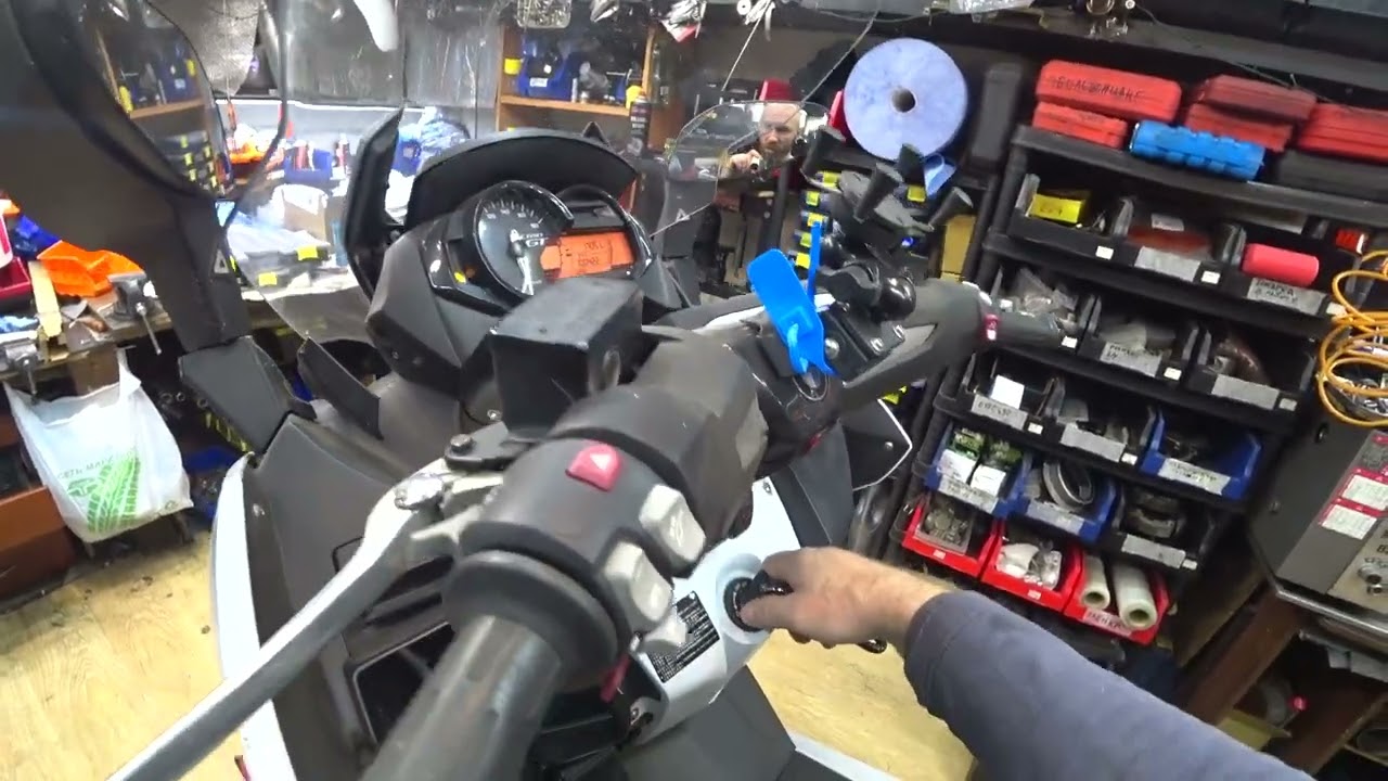 140. Ремонт skywave 650#2. Замок зажигания bmw c650gt.