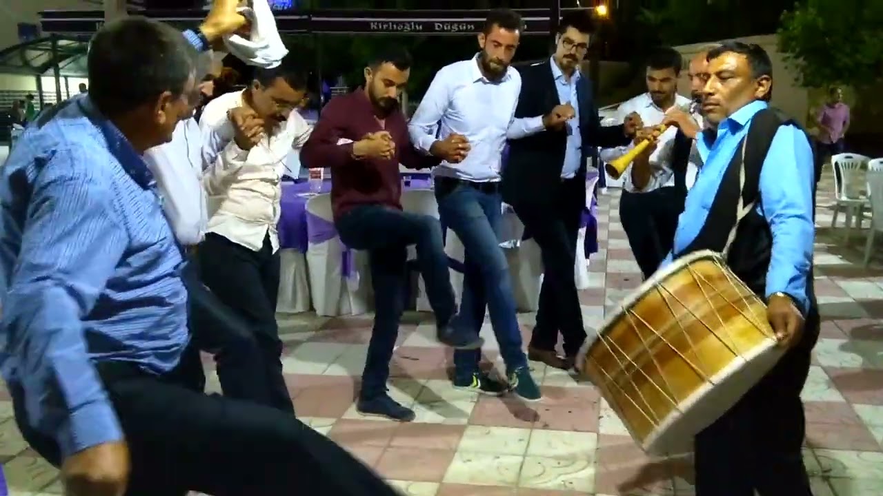 Çiçekdağı Kerpiç Halayı