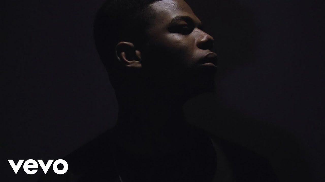 Pot&eacute; - Over the Water EP Prologue (Red Moon)