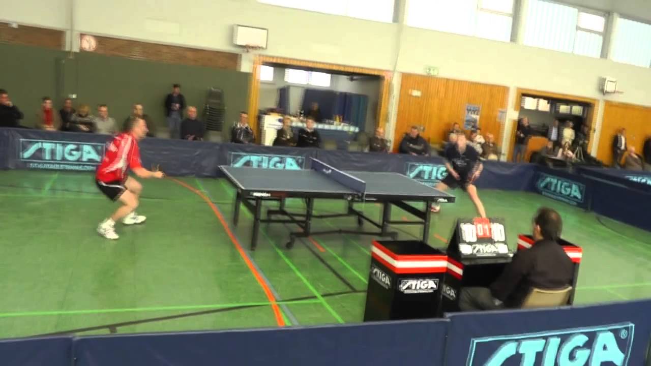 Benedikt Duda vs. Jiri Kroulik (TTC Schwalbe Bergneustadt vs. SV Union Velbert) 2. TT BL 05.01.2014